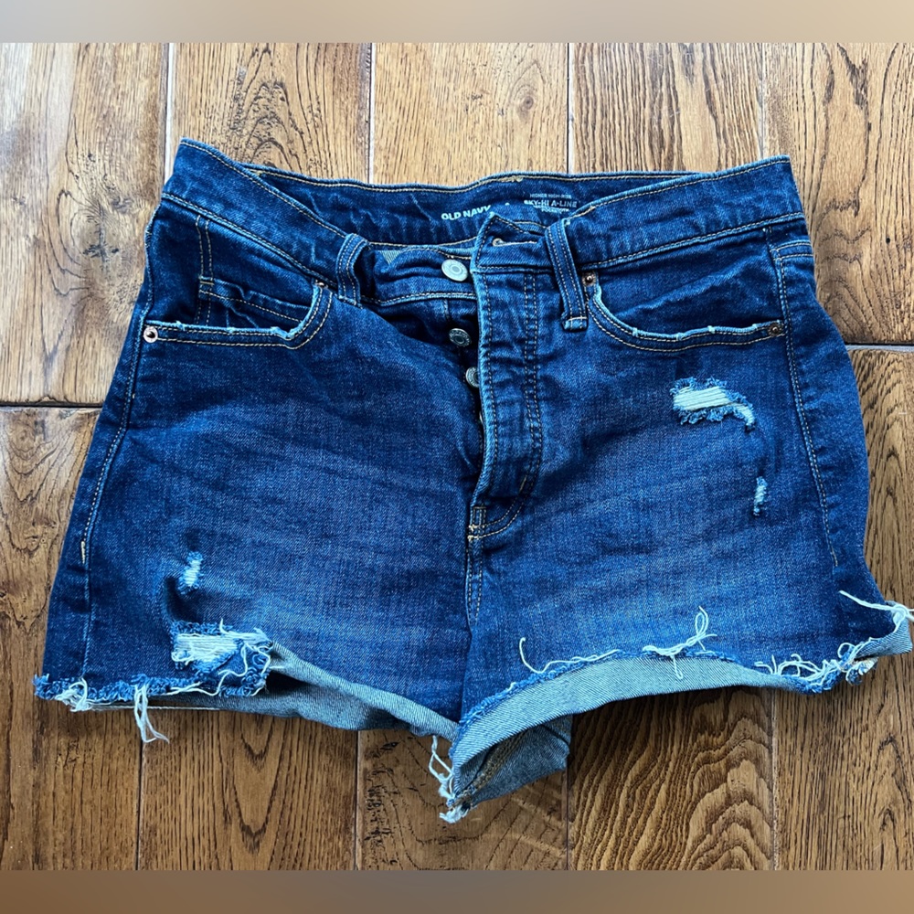 Old Navy sky, high denim short, size 8